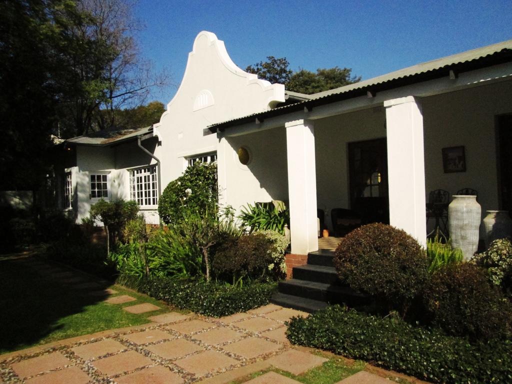 Brooks Cottage พริทอเรีย ภายนอก รูปภาพ